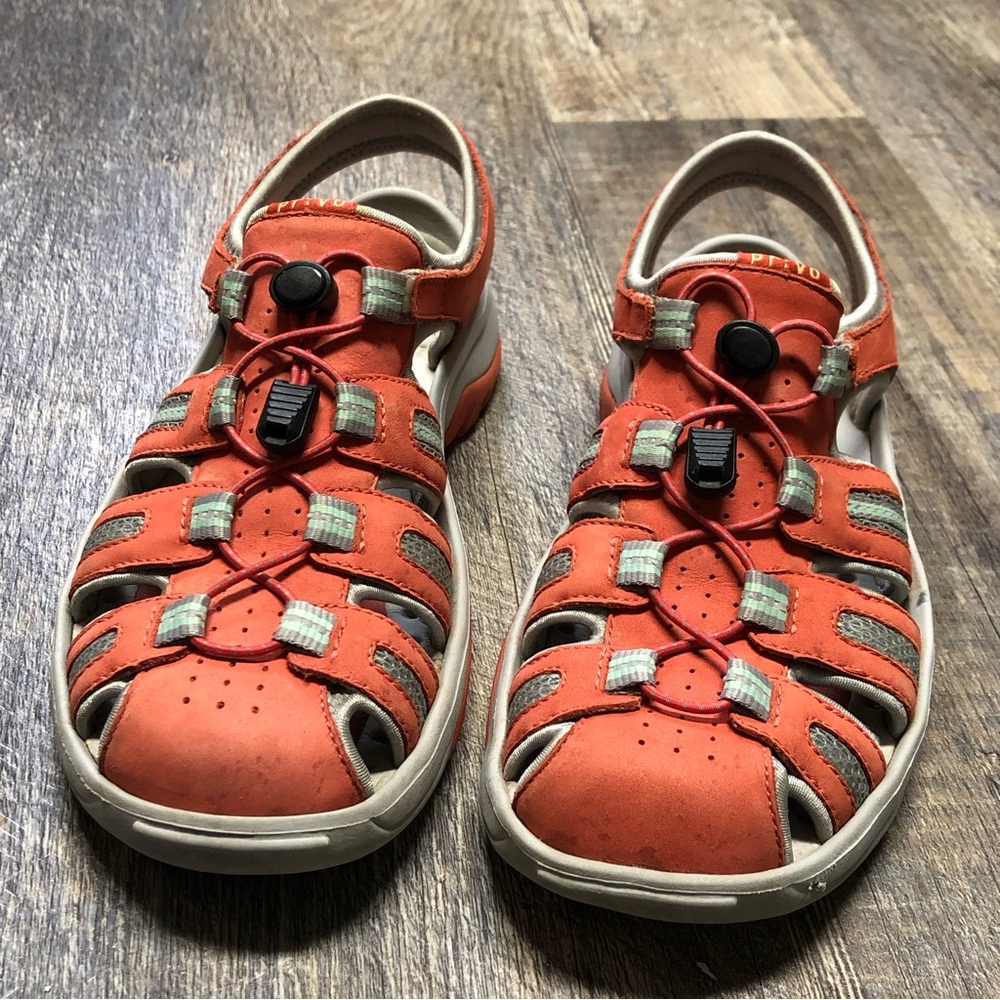 💙 Privo Closed Toe Hiking Sandal Shoe / Size 6.5 / Orange Tan💙